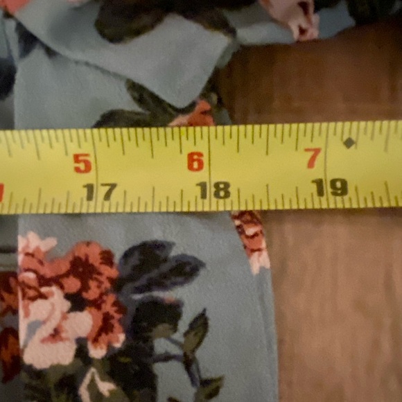 Jolt Blouse Size Medium Long Sleeve Ruffles New With Tags - Picture 7 of 7